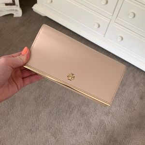 Tory Burch wallet